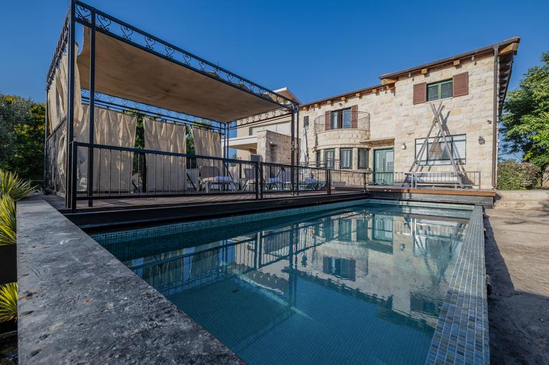 Blue Bay Mansion — וילה יוקרתית עם בריכה | נתניה — SHOOKROON GROUP