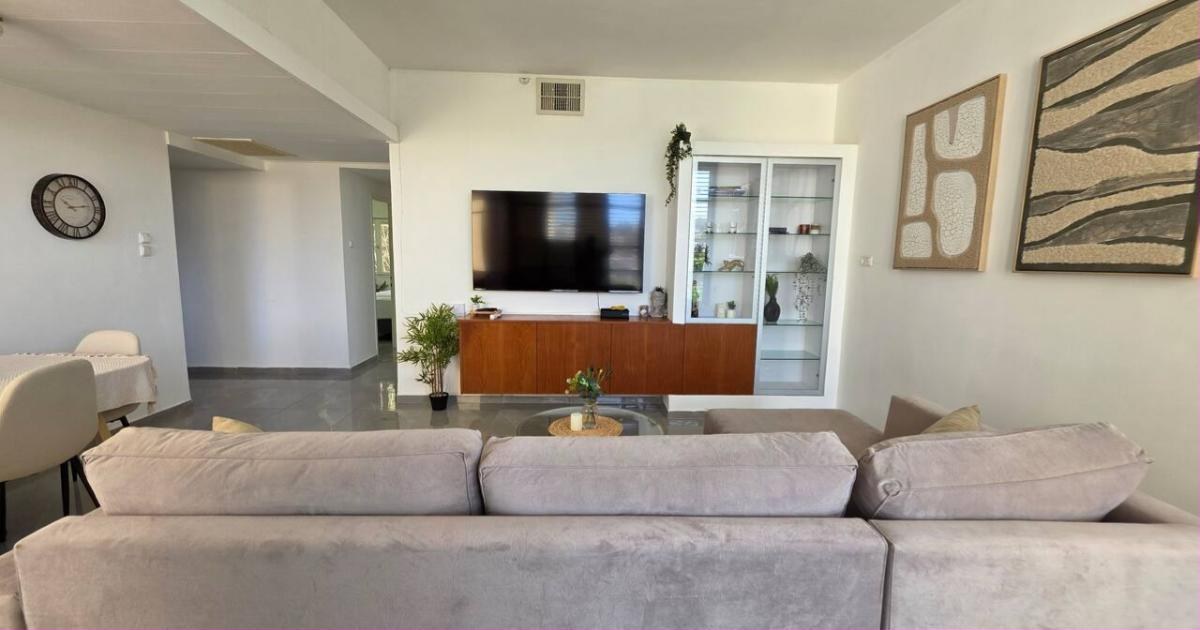 בית חורב · דירת 3 חדרי שינה באזור הכרמל — SHOOKROON GROUP